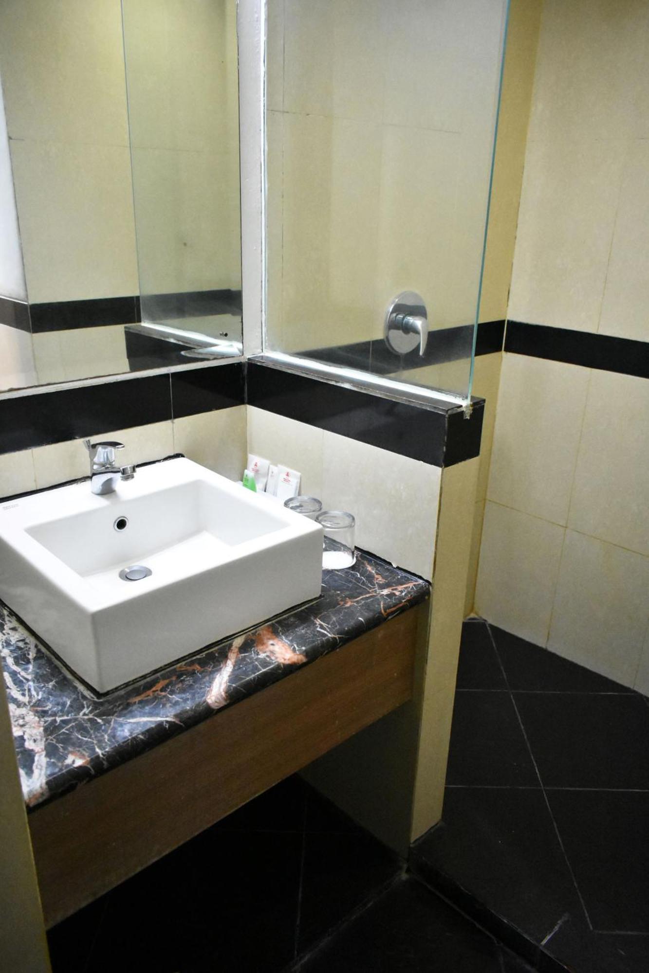 Abadi Hotel Malioboro Yogyakarta By Tritama Hospitality Kültér fotó